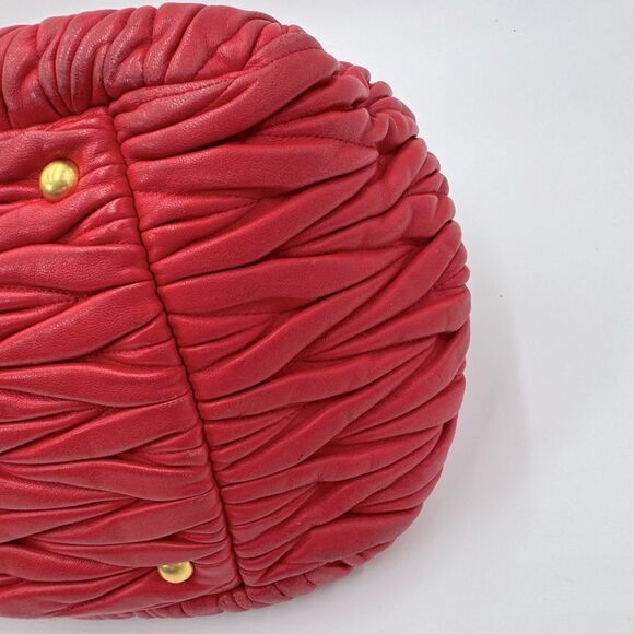 Auth Miu Miu Red Leather Quilted Matelesse 2way Bauletto Tote Bag Preloved Purse - Picture 12 of 16